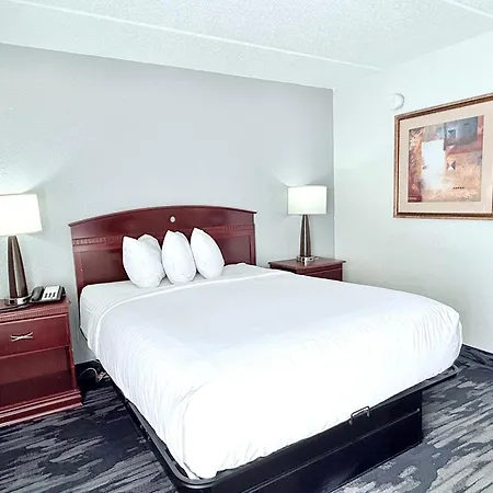 Baymont By Wyndham Michigan City-2