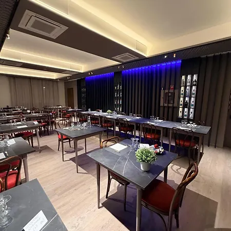 Confidence Hotel Europa-3
