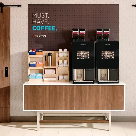Holiday Inn Express Hotel & Suites Atlanta Buckhead By Ihg-3