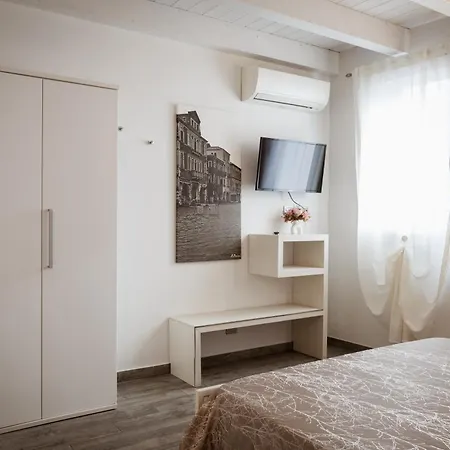 Piccola Venezia Room-2
