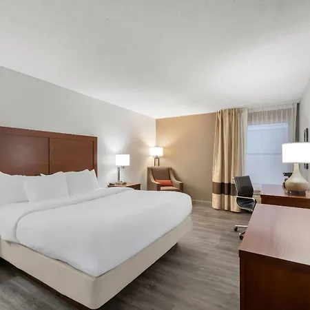 Comfort Inn & Suites Cincinnati Eastgate-2
