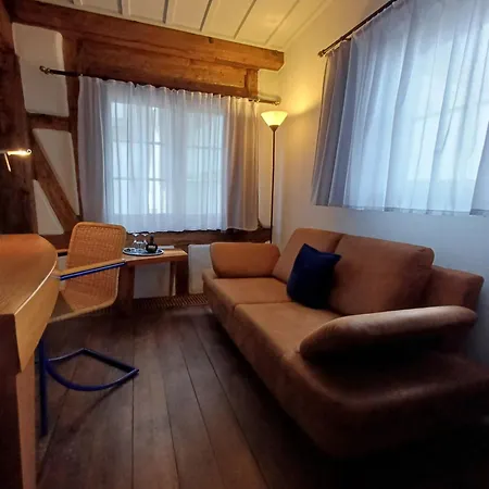 Hotel Schiefes Haus-2