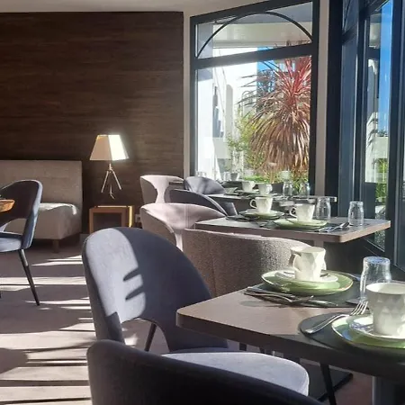 Hôtel Restaurant Les Ormes, The Originals Relais (Relais du Silence)-3