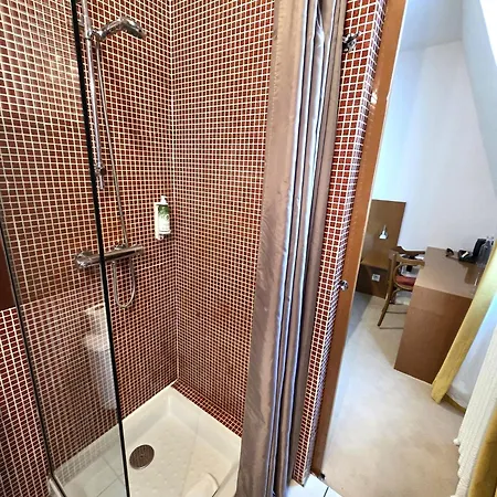 The Originals Boutique, Hôtel Ô Gayot, Bagnoles-de-l'Orne (Inter-Hotel)-2