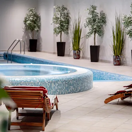 VILNIUS PARK PLAZA HOTEL&SPA, Restaurant, Panorama Bar, Conference&Banquet Center-3