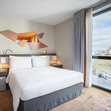 Doubletree By Hilton Paris Boulogne-2
