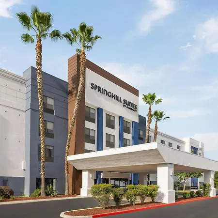 Springhill Suites Fresno-2