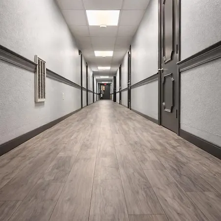 Days Inn By Wyndham Amherst Oh - Near Cleveland Cedar Point & Lake Erie-3