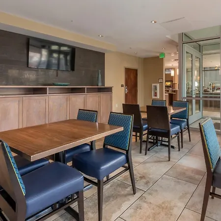 Staybridge Suites Denver Downtown By Ihg-2