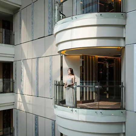 Hilton Bangkok Grande Asoke-3