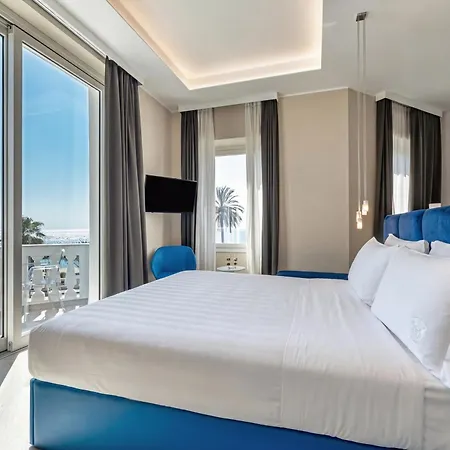 Sanremo Luxury Suites-3
