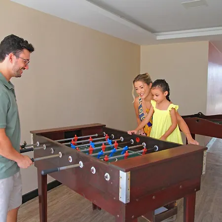 Malibu Palace Hotel-2