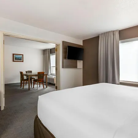 Comfort Inn & Suites Lake George-2