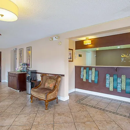 Quality Inn & Suites Live Oak I-10 Exit 283-2