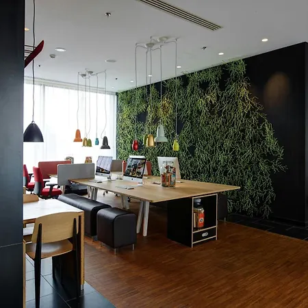 citizenM Paris Charles de Gaulle Airport-3