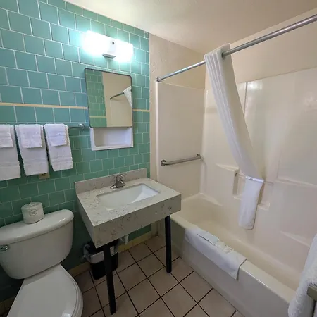 Economy Inn Safford-2