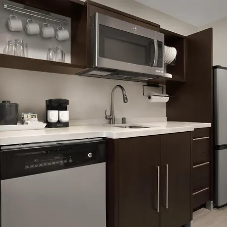 Home2 Suites By Hilton Anchorage/Midtown-3