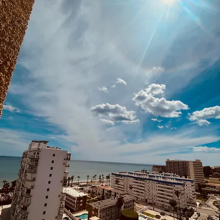 Benalmadena ,apartamento-Estudio primera Línea de Playa-3