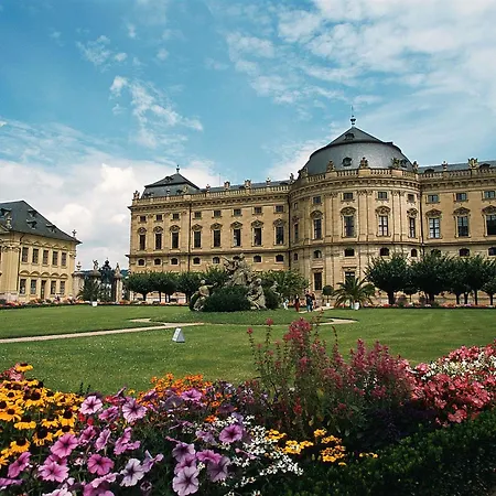 Mercure Hotel Würzburg am Mainufer-2