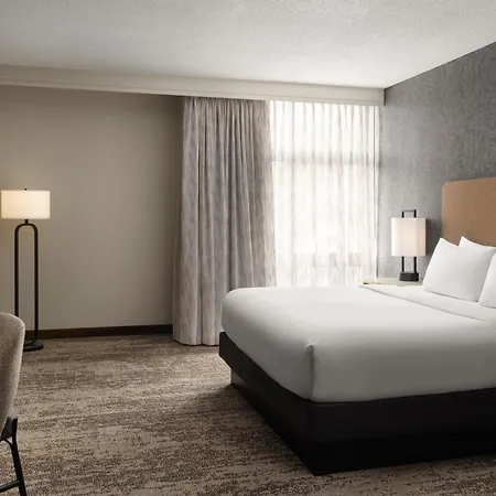 Embassy Suites By Hilton At Hot Springs Convention Center-2