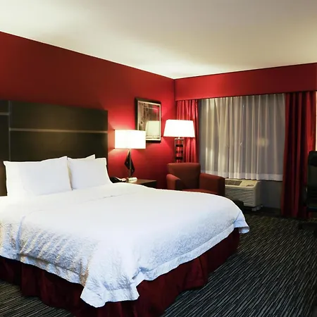Hampton Inn & Suites Temecula-3