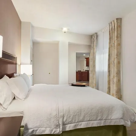 Hampton Inn Burlington - Colchester-2