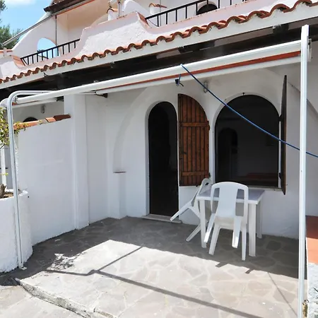 Residence Cala Di Mola-3