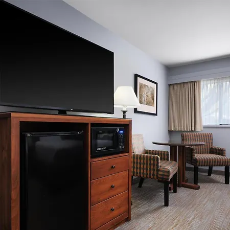 Best Western Plus Hood River Inn-3