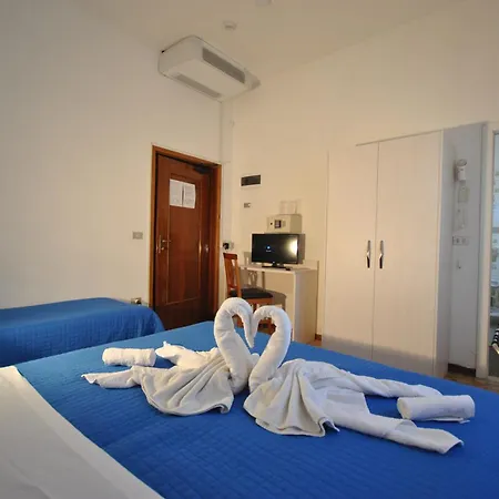 Hotel Pacific-3
