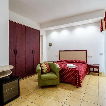 CASA MAJOR Hotel&Appartamenti CERVIA-3
