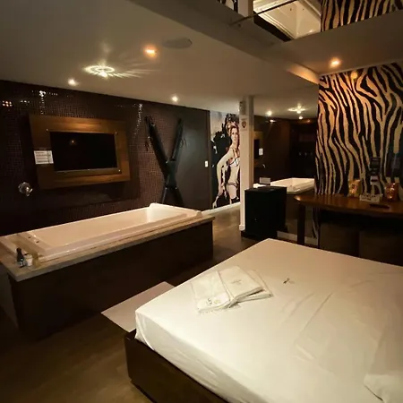 Le Parc Motel-2