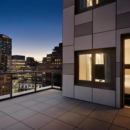 Newly Renovated Embassy Suites By Hilton New York Manhattan Times Square-2