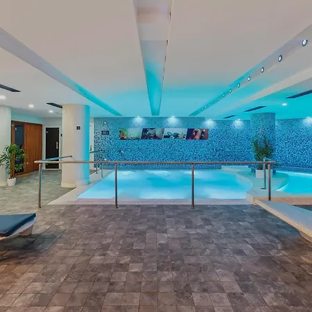 Wuau! Hotel Galanthus & Spa-2