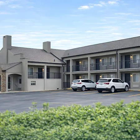 Quarters Inn&Suites-2