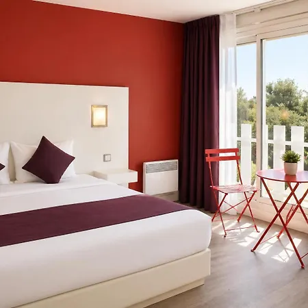 Latitude Ouest Hotel Restaurant&Spa-3