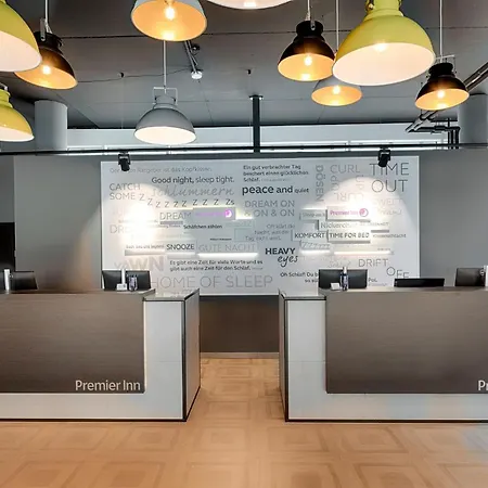 Premier Inn Wolfsburg City Centre-3