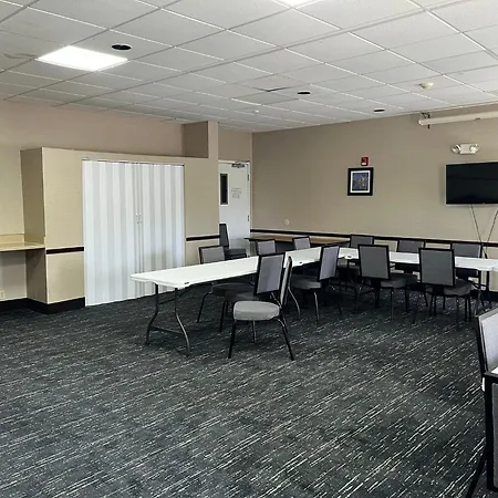 Hampton Inn Marysville-3