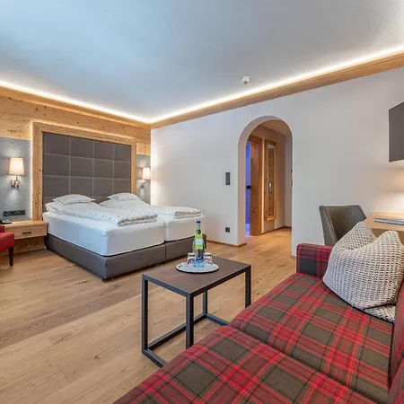 Natur-&Alpinhotel Post-2