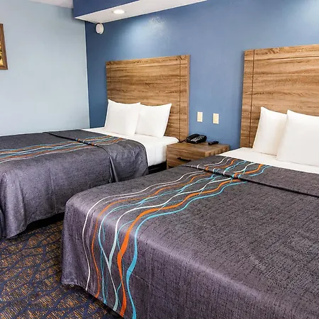 Travelodge By Wyndham Barstow-2
