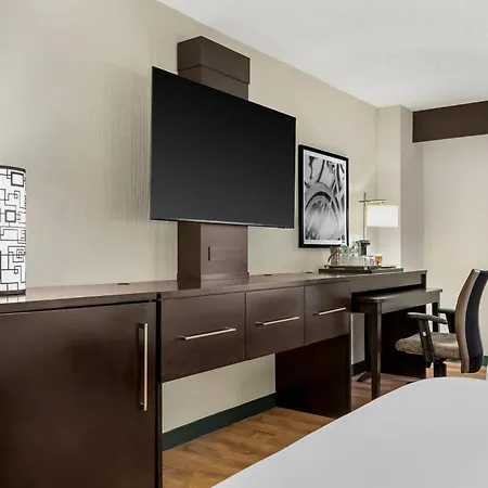 Radisson Hotel St Louis Downtown Convention Center-3