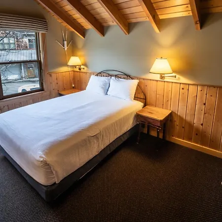 Sun Mountain Lodge-2