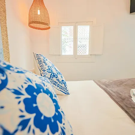 Blancos Rooms Hotel-3
