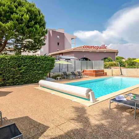 ibis Styles Fréjus St Raphael-2
