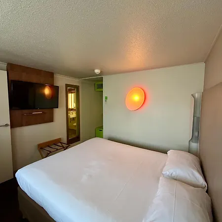Campanile Chambéry-2