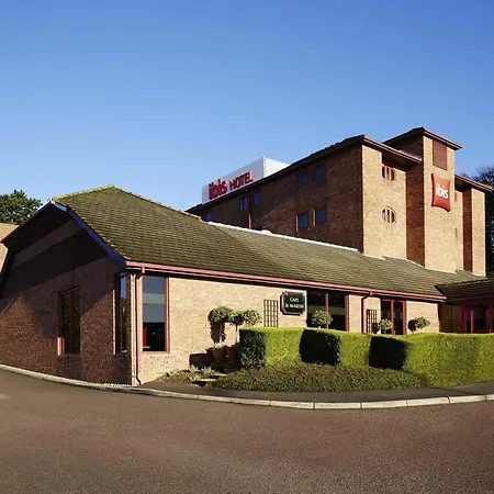 Ibis London Luton Airport-2
