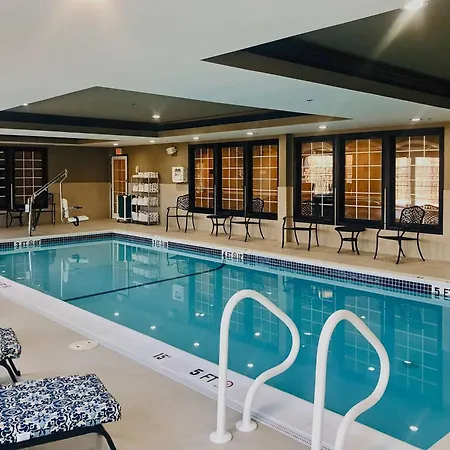 Comfort Inn & Suites Sturbridge-Brimfield-2