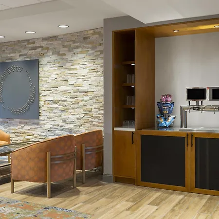 Hampton Inn & Suites Braselton-3