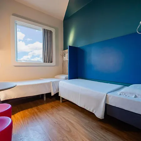 Ibis Budget Santos Gonzaga-2