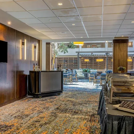 Embassy Suites By Hilton Minneapolis Bloomington Edina-2