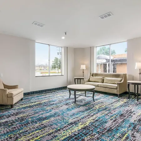 Quality Inn Rochester West-2